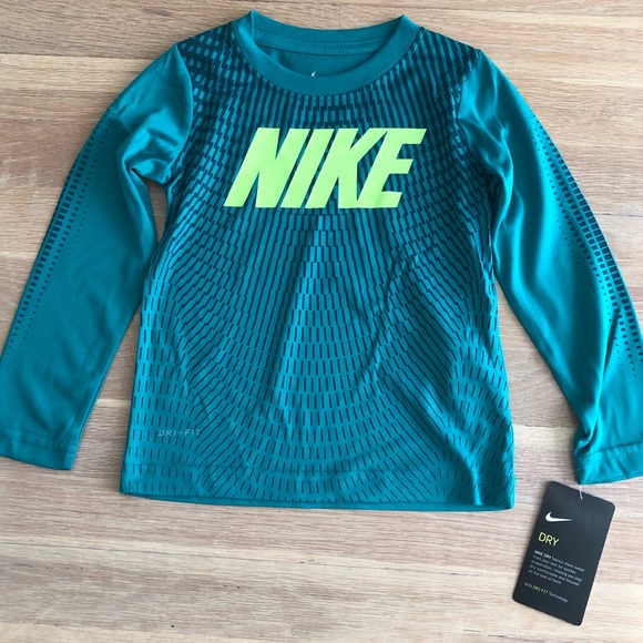 Nike Other - Boys green Nike DriFit Long Sleeve shirt 3T NWT